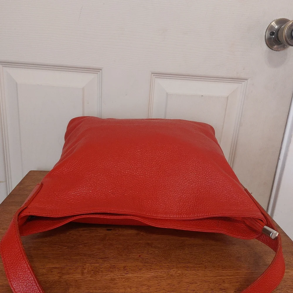 M&R Moda In Pelle Firenze Italy Red Peebled Genuine Leather Hobo Tote Bag - Picture 8 of 14